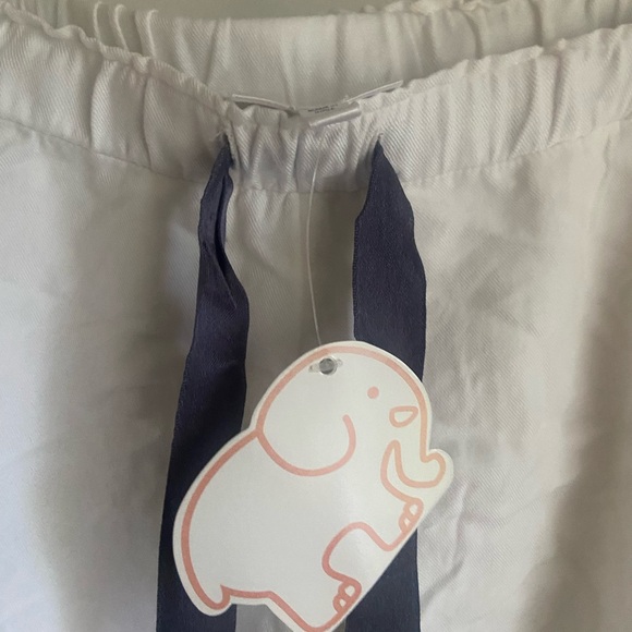 Ivory Ella Lounge Shorts NWT - Picture 2 of 4